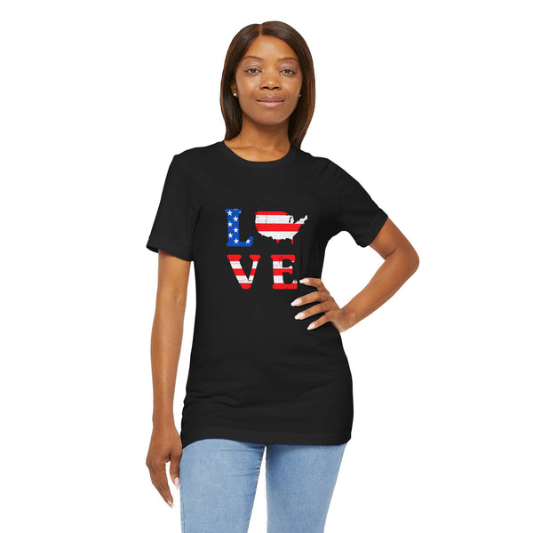 USA Love. Unisex comfy casual t-shirt with short sleeves.